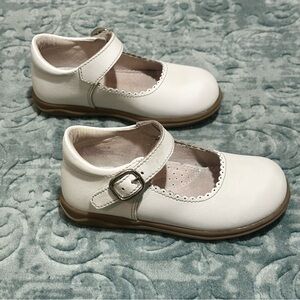 Toddler L’Amour Leather Classic Chloe White Leather Mary Jane | Size 8